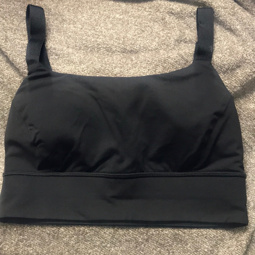 RARE*BLACK*NWOT* Both Ways bra* Lululemon sz:6